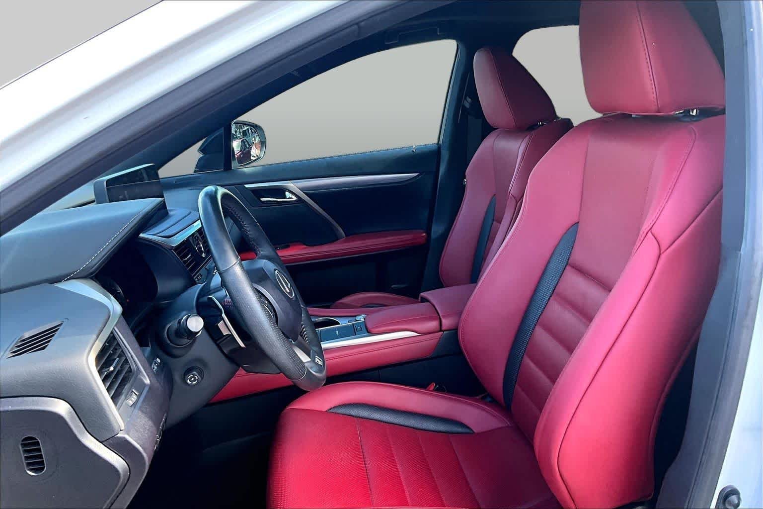 Certified Used 2022 Ultra White Lexus F SPORT Handling image 8
