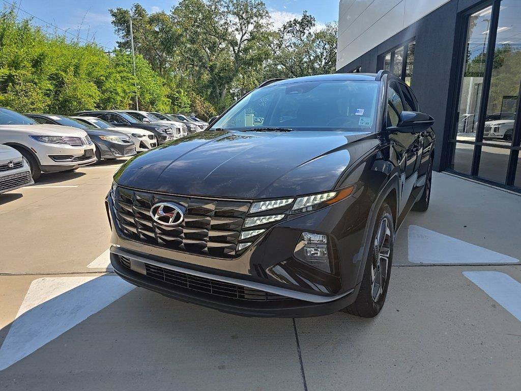 Used 2023 Black Hyundai SEL image 11