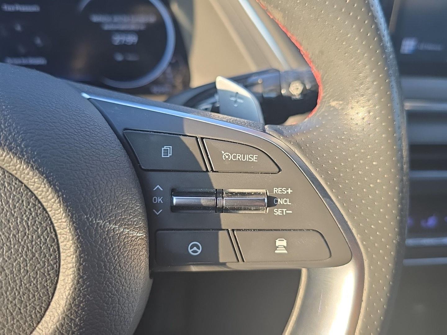 Used 2021 Hampton Gray Hyundai SEL Plus image 12