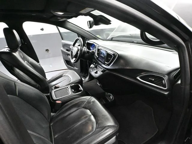 2019 Chrysler Pacifica Touring L Plus - Photo 60