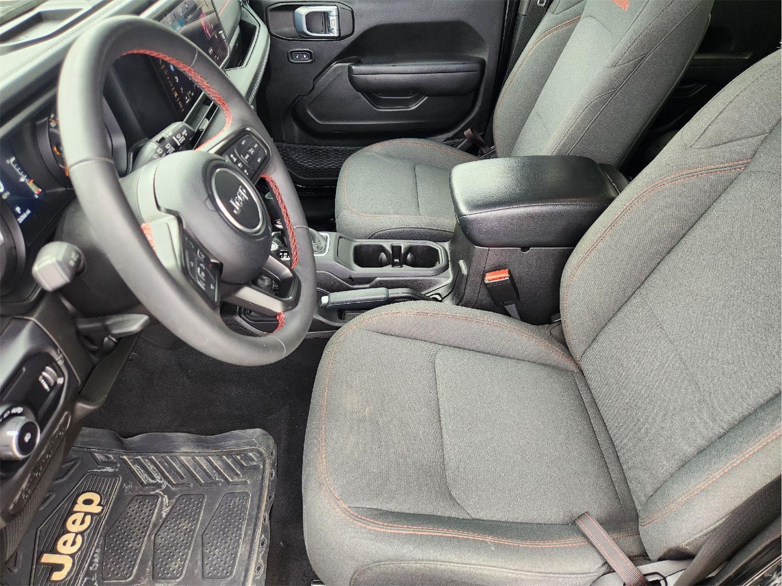 Used 2024 Black Clearcoat Jeep Rubicon image 13