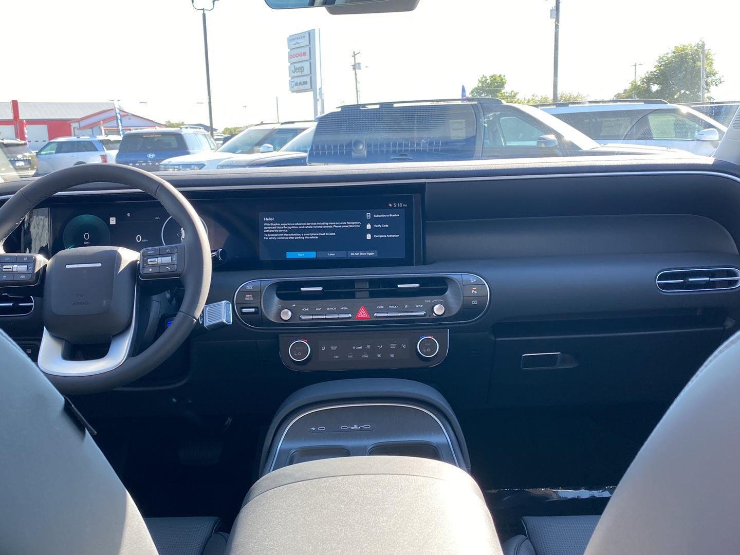 New 2027 Creamy White Pearl Hyundai SEL 7P image 30
