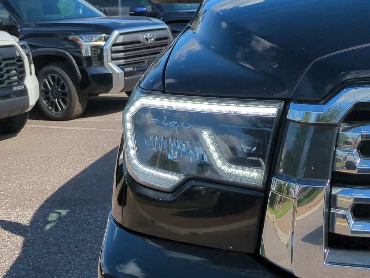 Used 2018 Midnight Black Metallic Toyota Platinum image 10