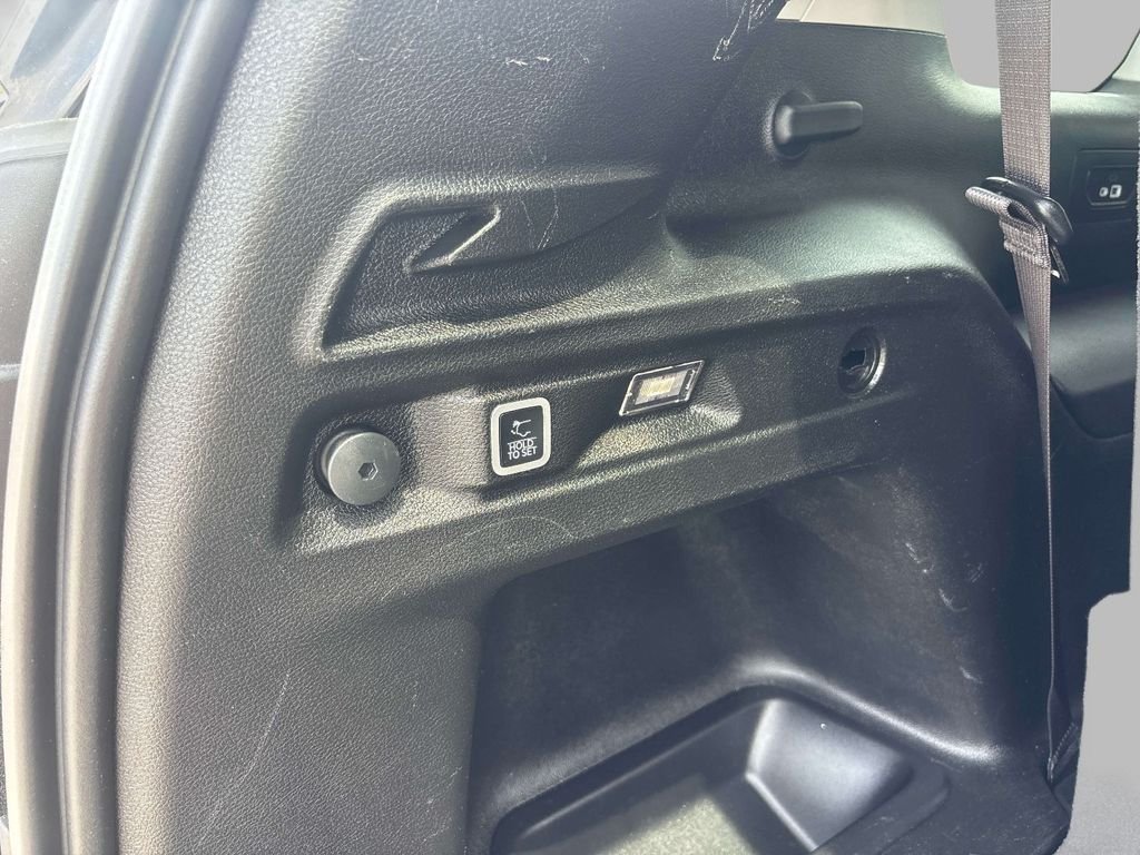 Used 2023 Black Jeep Limited image 17