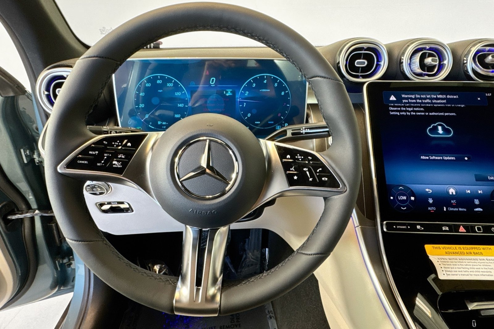 New 2026 Verde Silver Metallic Mercedes-Benz GLC 300 image 11