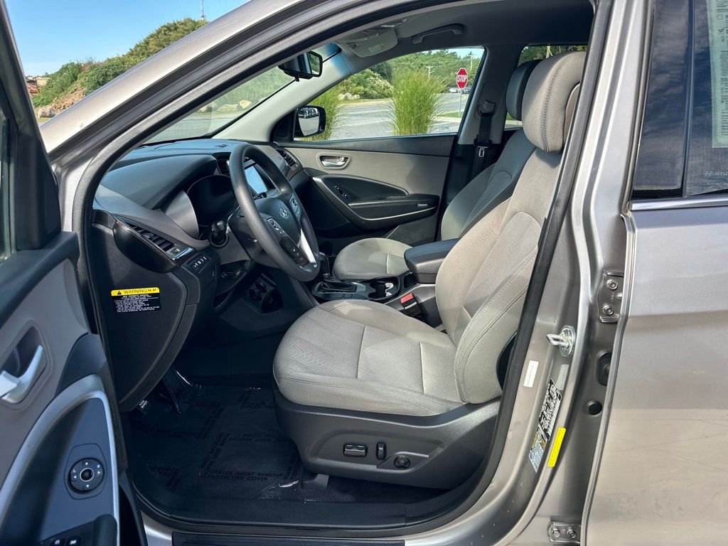 Used 2017 Gray Hyundai 2.4 Base image 12