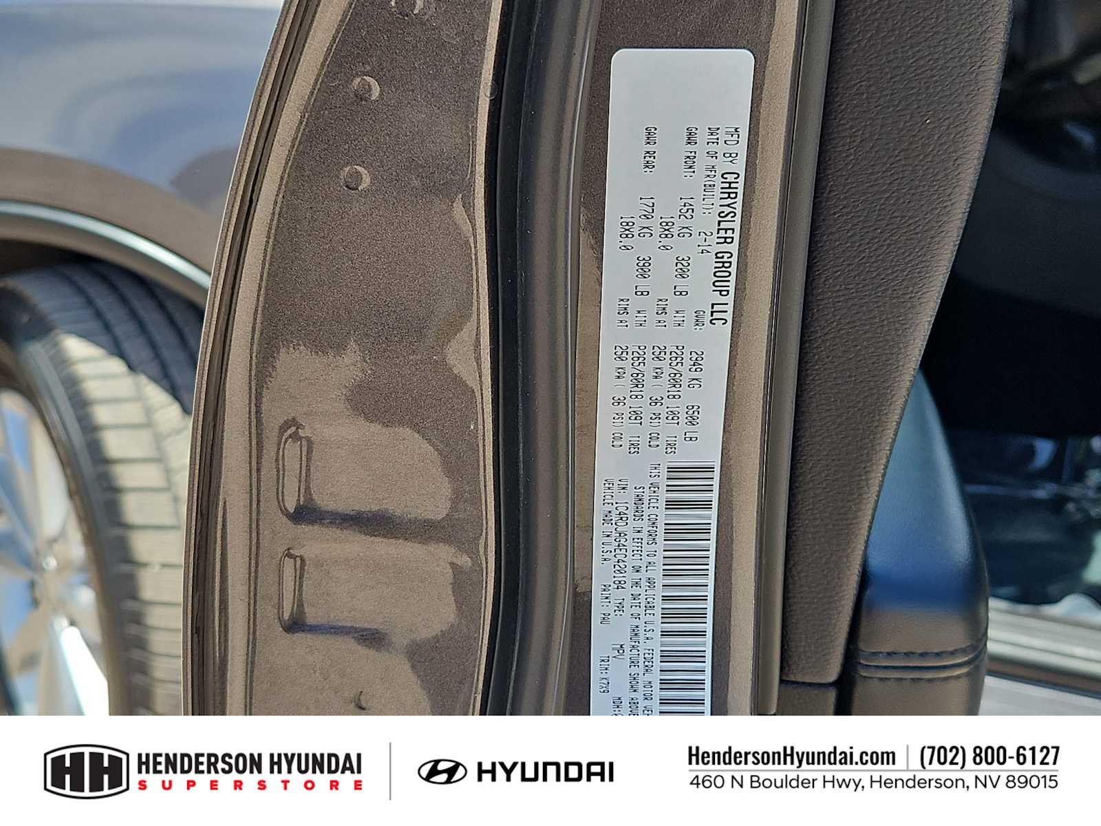 Used 2014 Granite Crystal Metallic Clearcoat Dodge SXT image 35