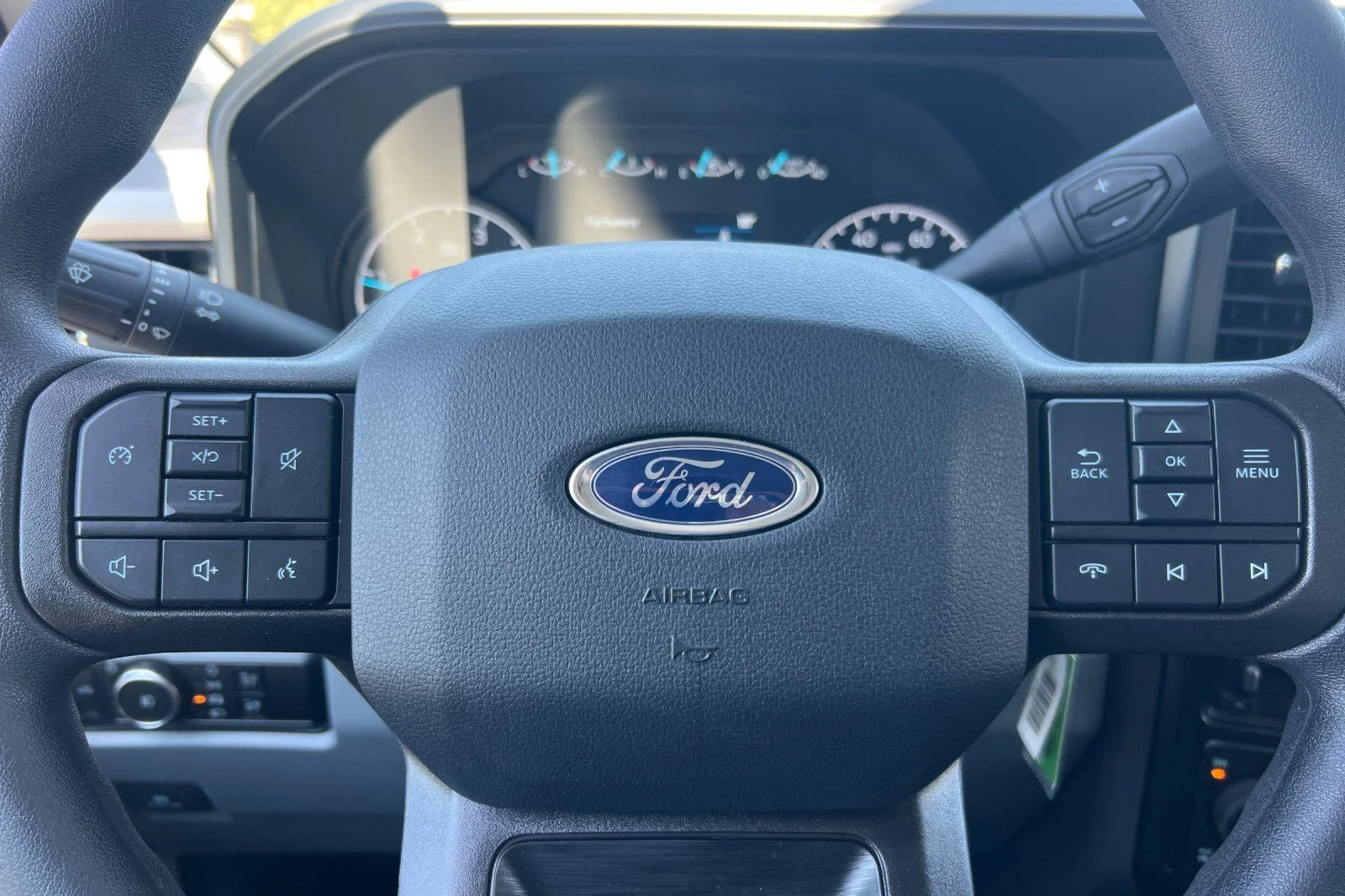 2025 Ford F-250 Super Duty XL - Photo 24