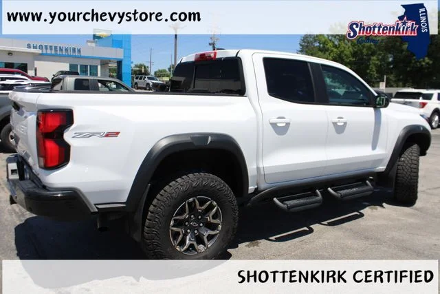 Used 2024 White Chevrolet ZR2 image 4