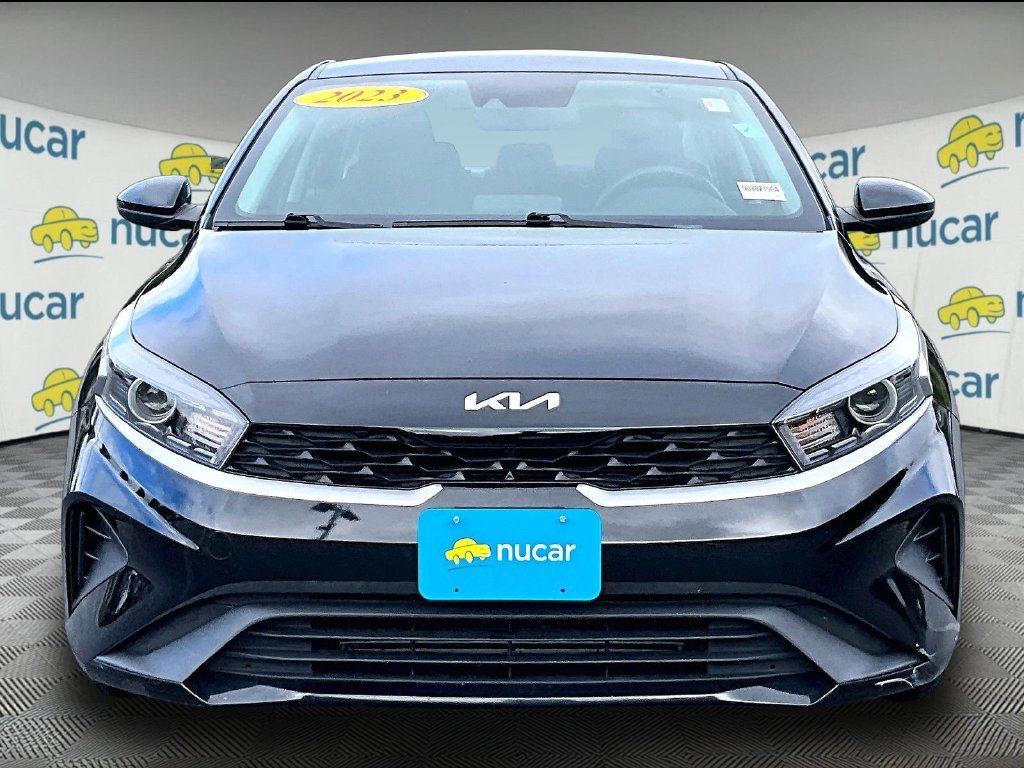 Used 2023 Black Kia LXS image 2