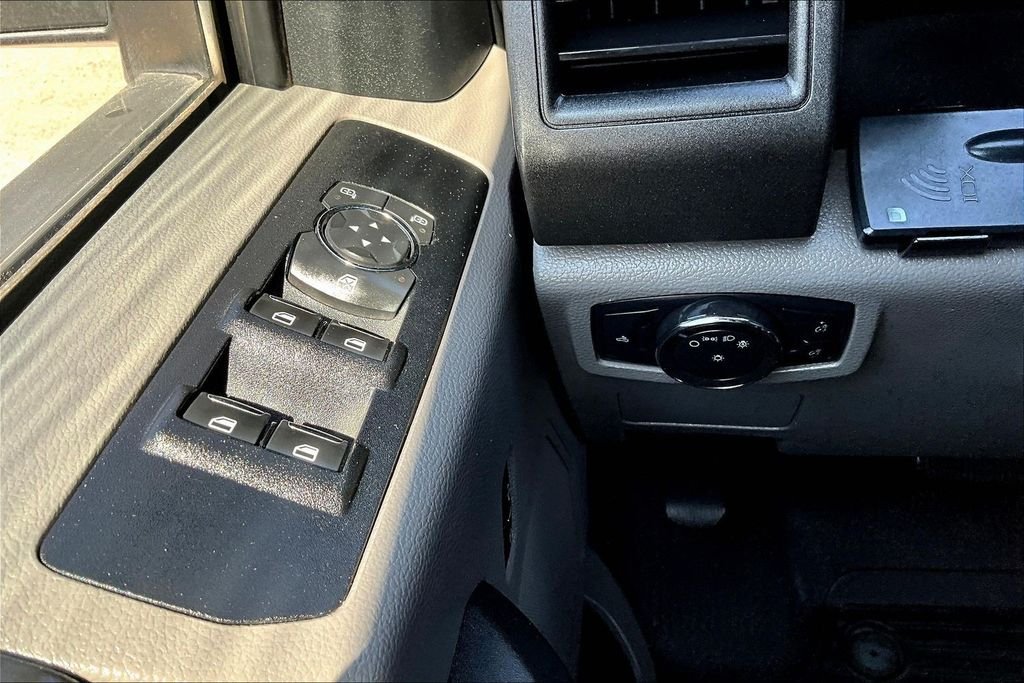 Used 2020 White Ford XL image 14
