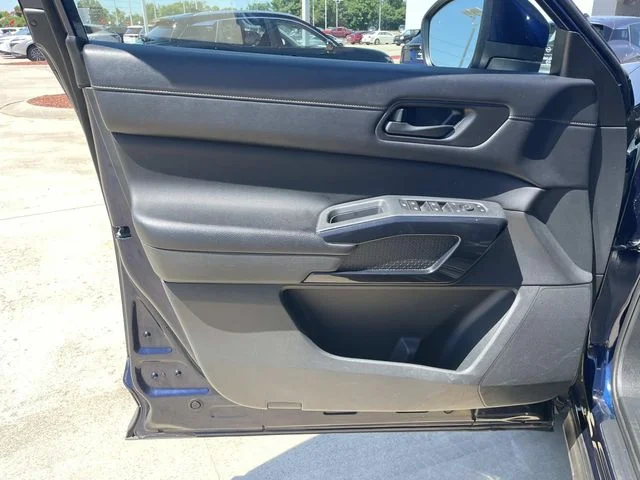 Used 2024 Blue Nissan SV image 17