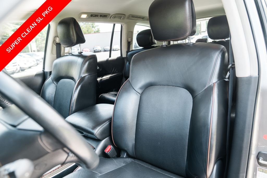 Used 2018 Gun Metallic Nissan SL image 40