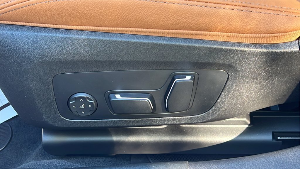 New 2026 Skyscraper Grey Metallic BMW 330i image 15