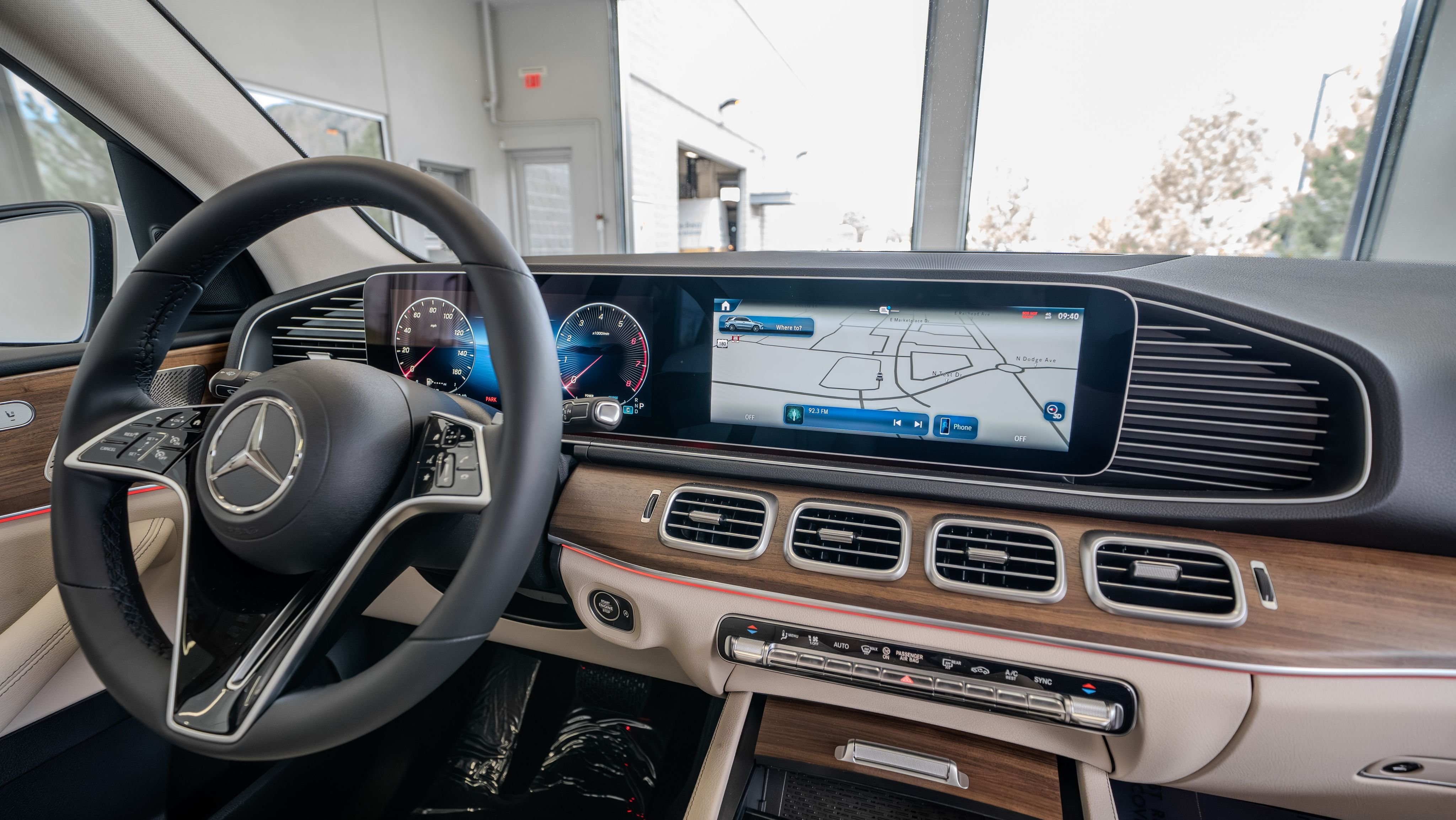 New 2026 Polar White Mercedes-Benz GLE 450 image 19