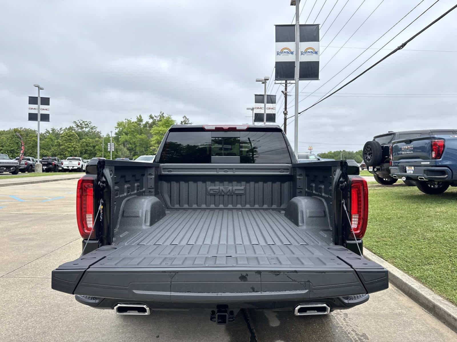 2026 GMC Sierra 1500 Denali - Photo 7
