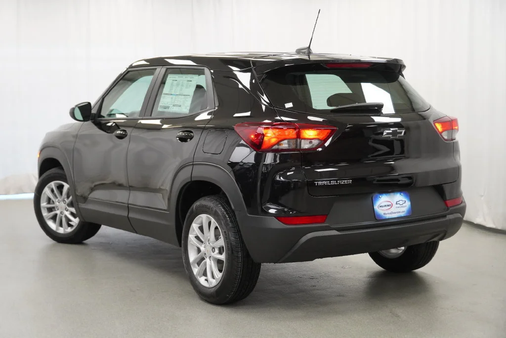 New 2026 Mosaic Black Metallic Chevrolet LS image 17