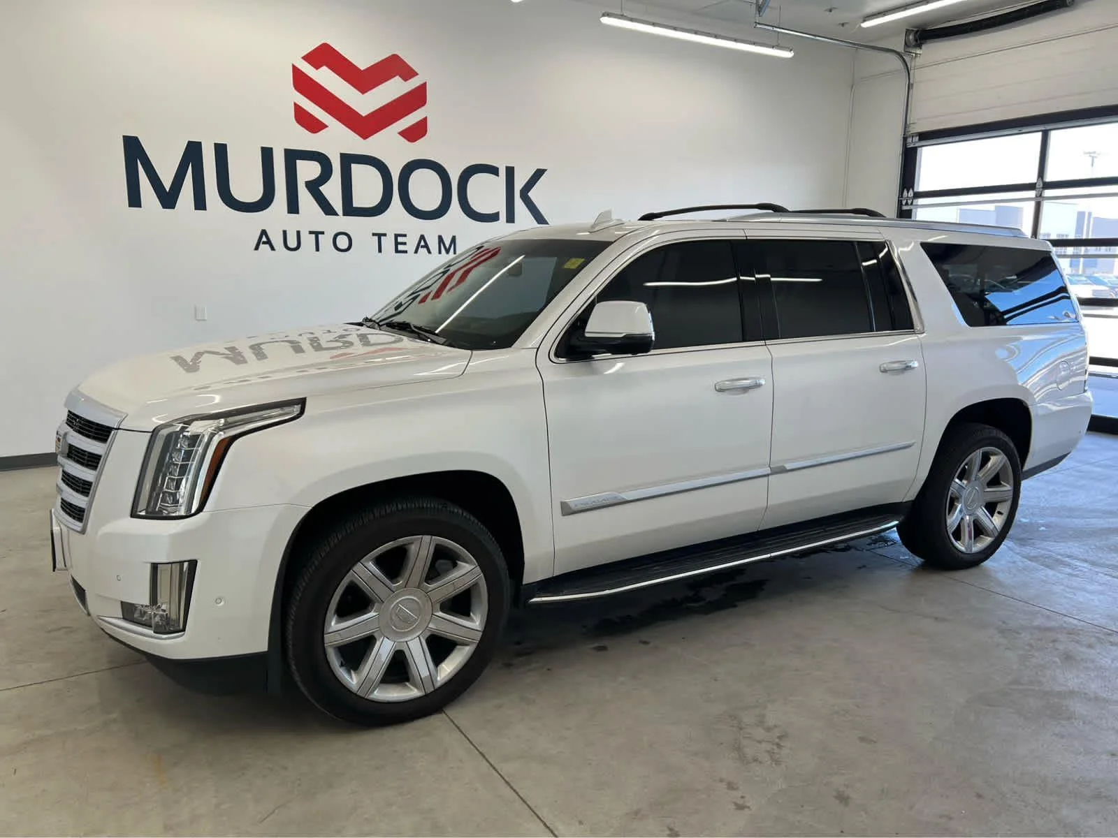 2019 Cadillac Escalade ESV AWD Luxury's photo