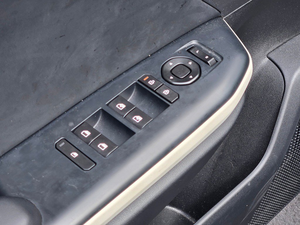 2025 Kia K4 GT-Line - Photo 20