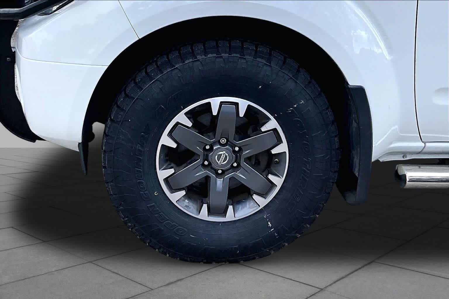 Used 2018 Glacier White Nissan Desert Runner image 11