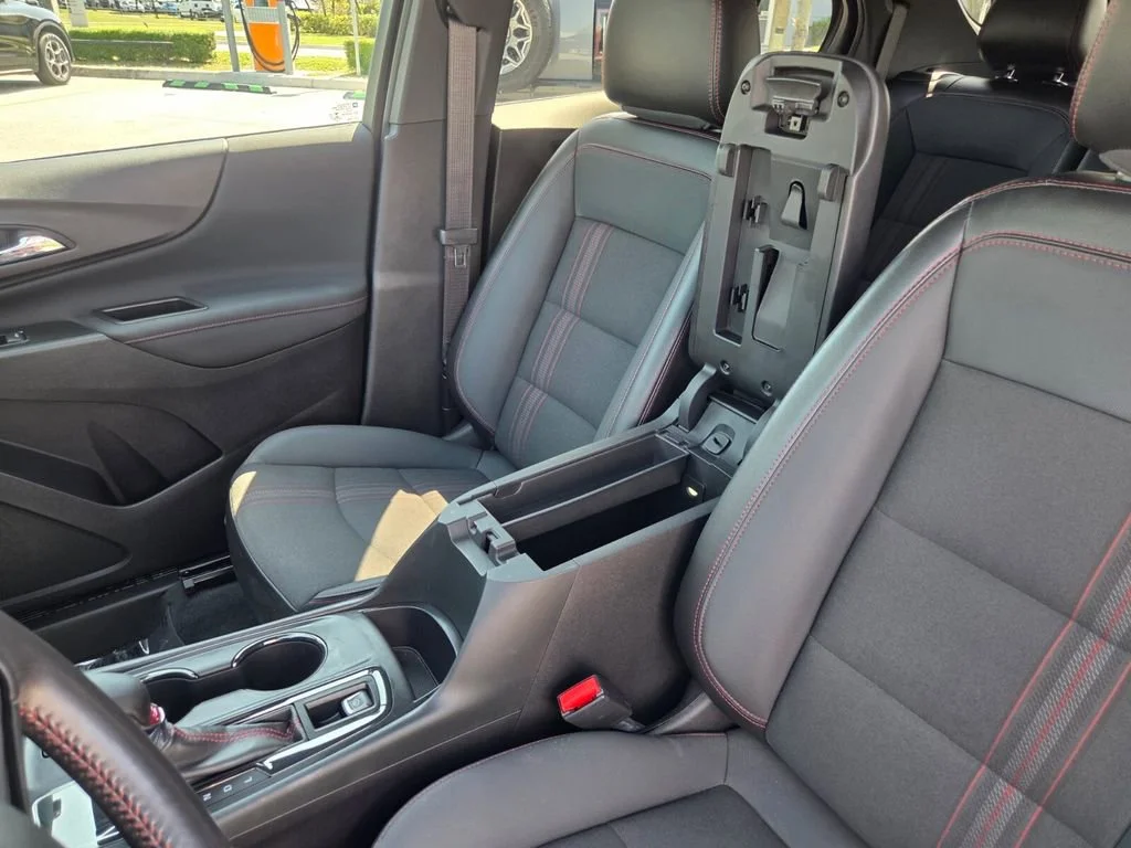 Used 2022 Blue Glow Metallic Chevrolet RS image 20