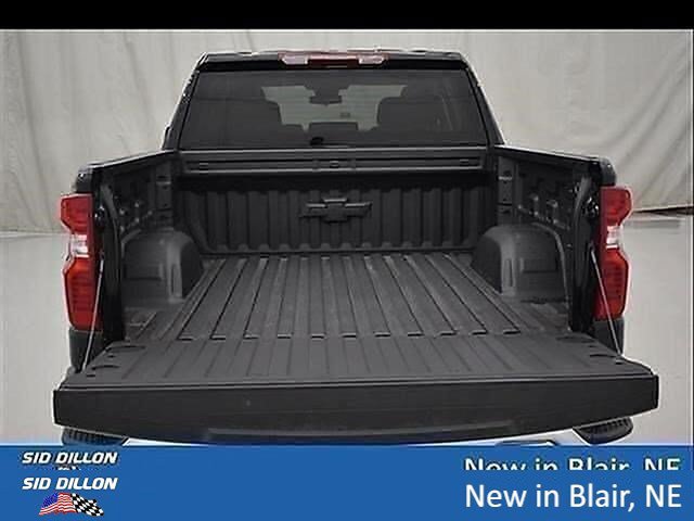 New 2026 Black Chevrolet LT image 11
