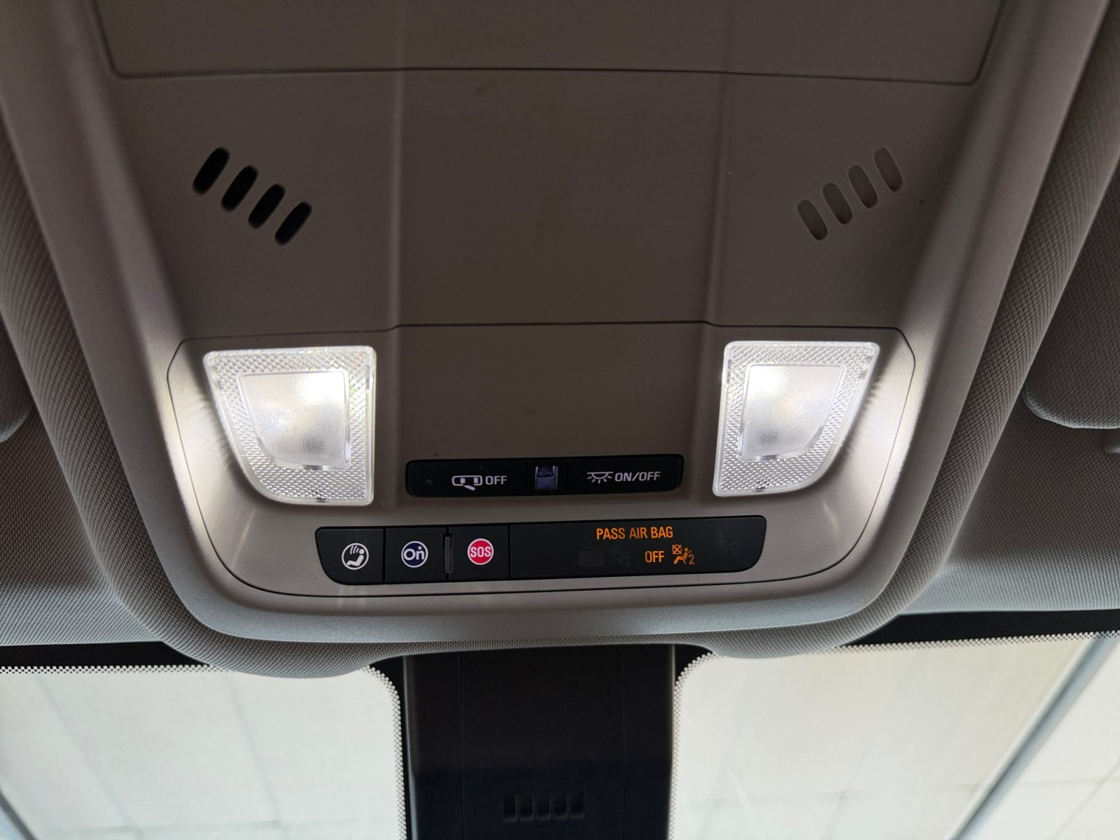 Used 2022 Silver Ice Metallic Chevrolet LS image 26