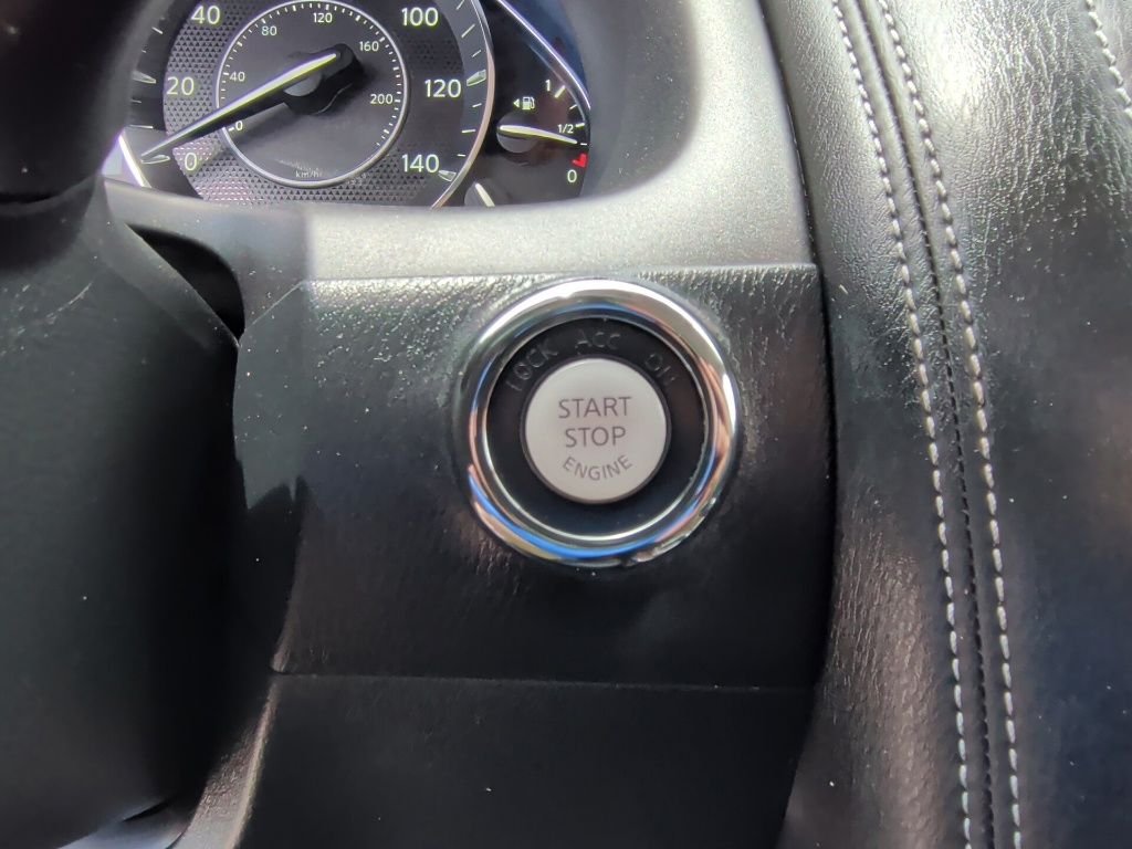 Used 2019 Super Black Nissan SL image 24