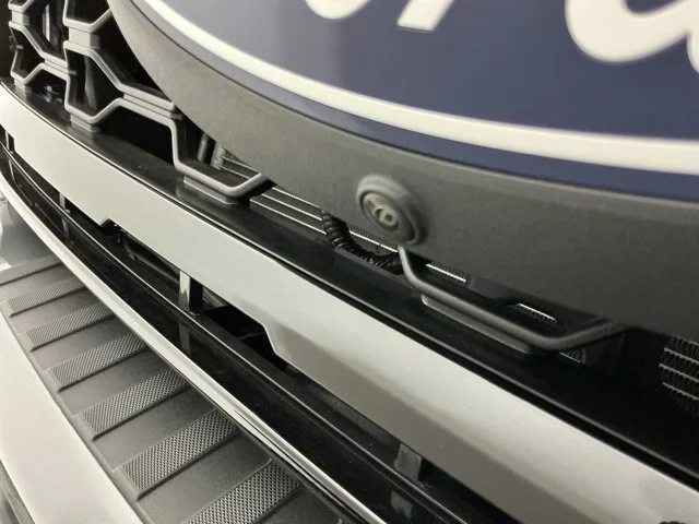 New 2027 Carbonized Gray Metallic Ford XLT image 10