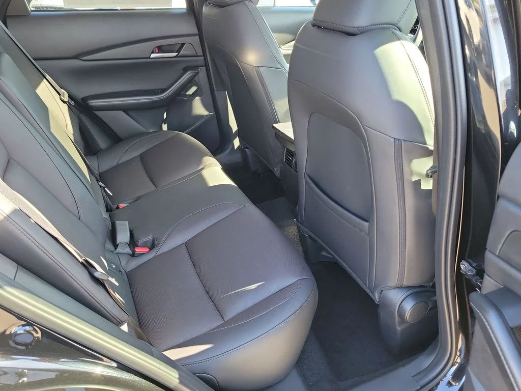 2026 Mazda CX-30 Premium - Photo 17