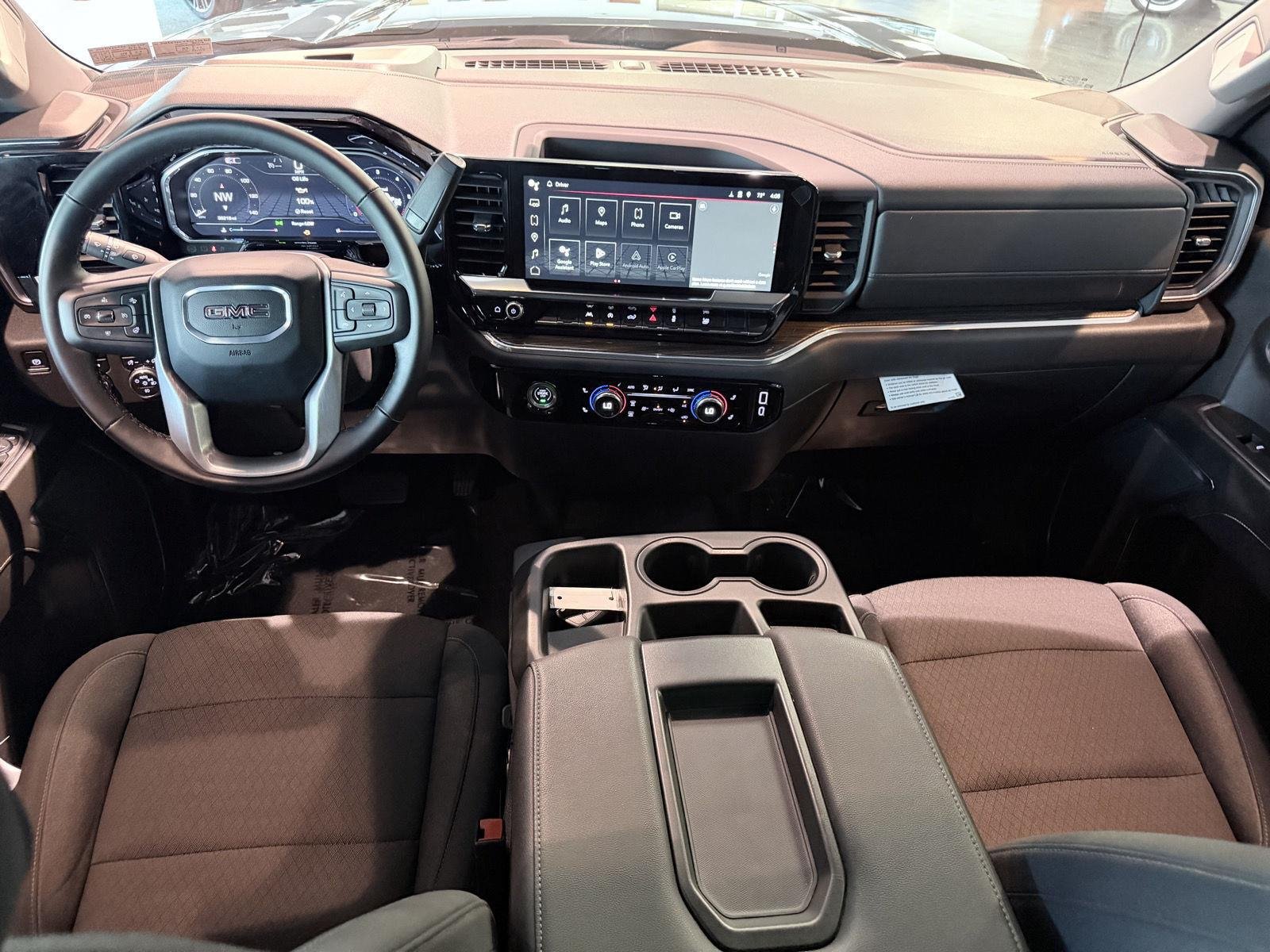 Used 2024 Onyx Black GMC Elevation image 40