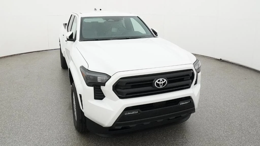 New 2026 Ice Cap Toyota SR5 image 8