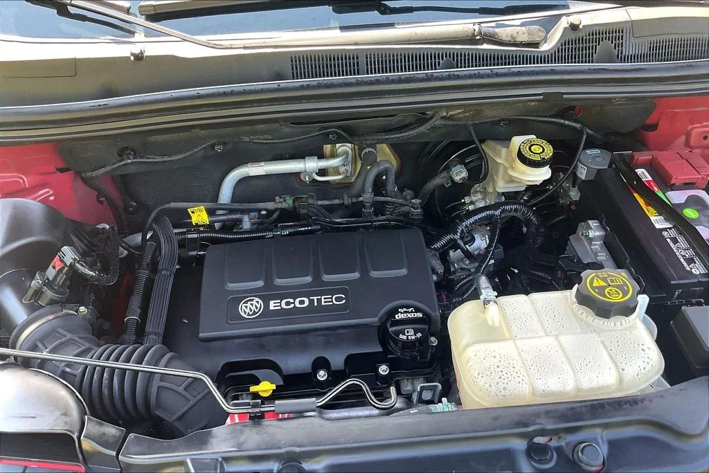 Used 2015 Red Buick Base image 9