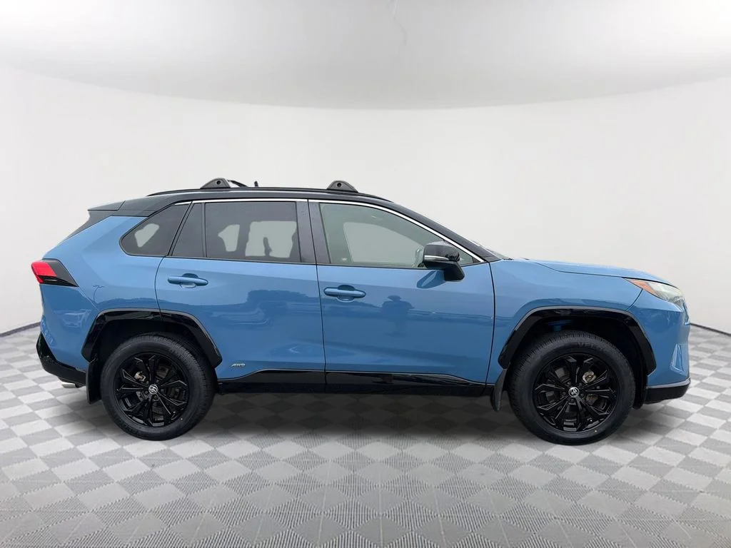 Used 2022 Blue Toyota XSE image 4