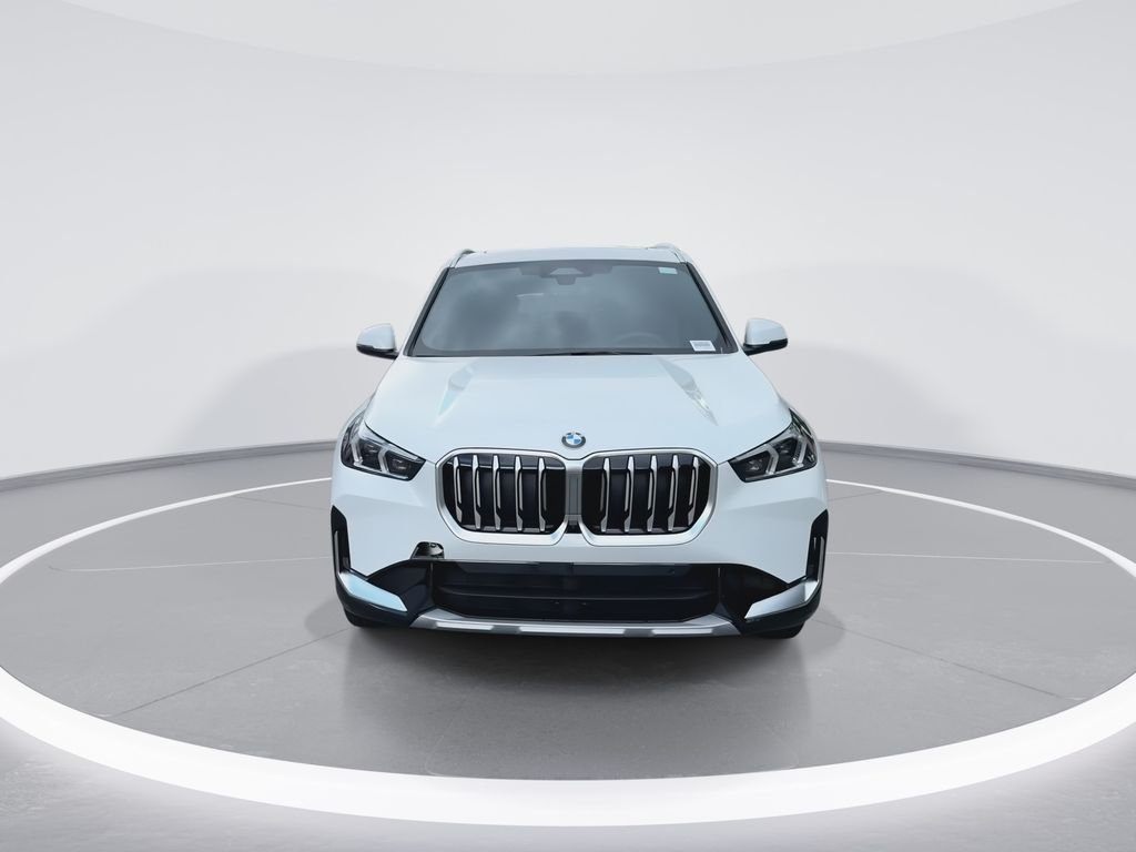 New 2026 Alpine White BMW xDrive28i image 3