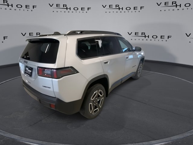 New 2026 Silver Zynith Clear-Coat Exterior Paint Jeep Limited image 8