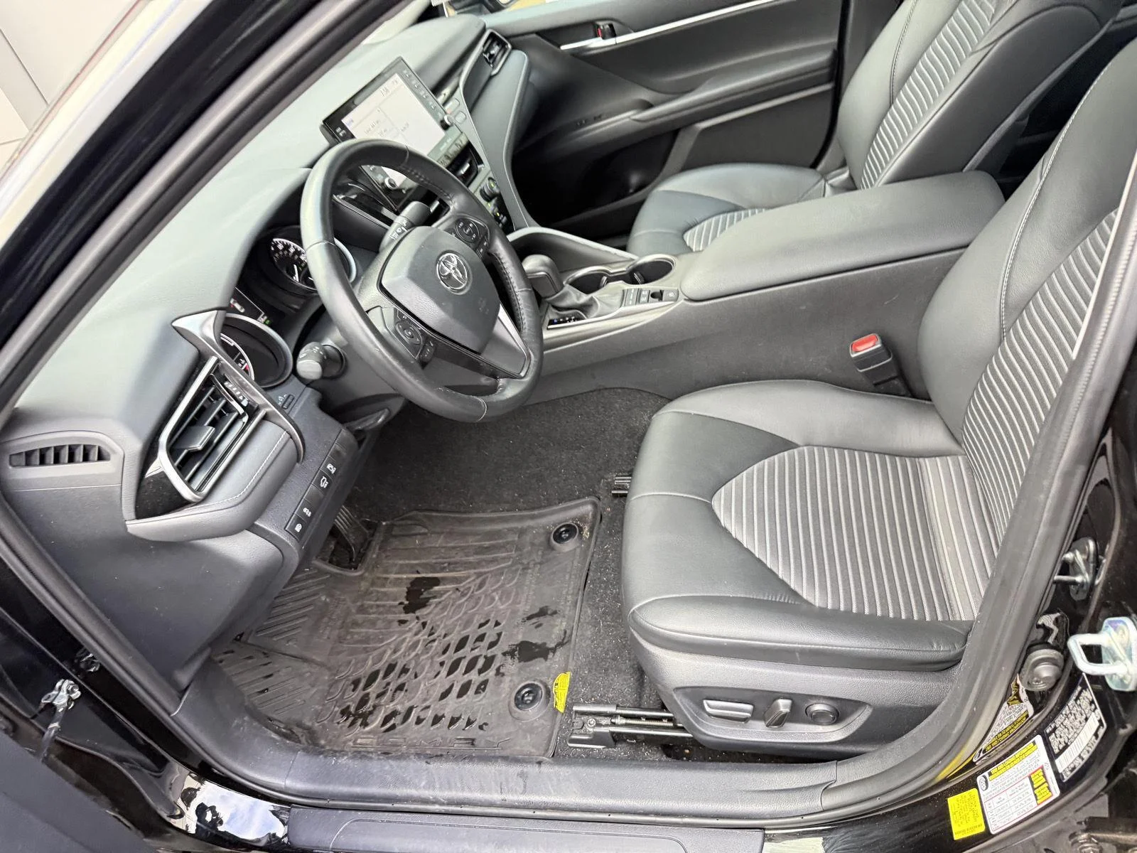 Used 2024 Midnight Black Metallic TOYOTA  image 11