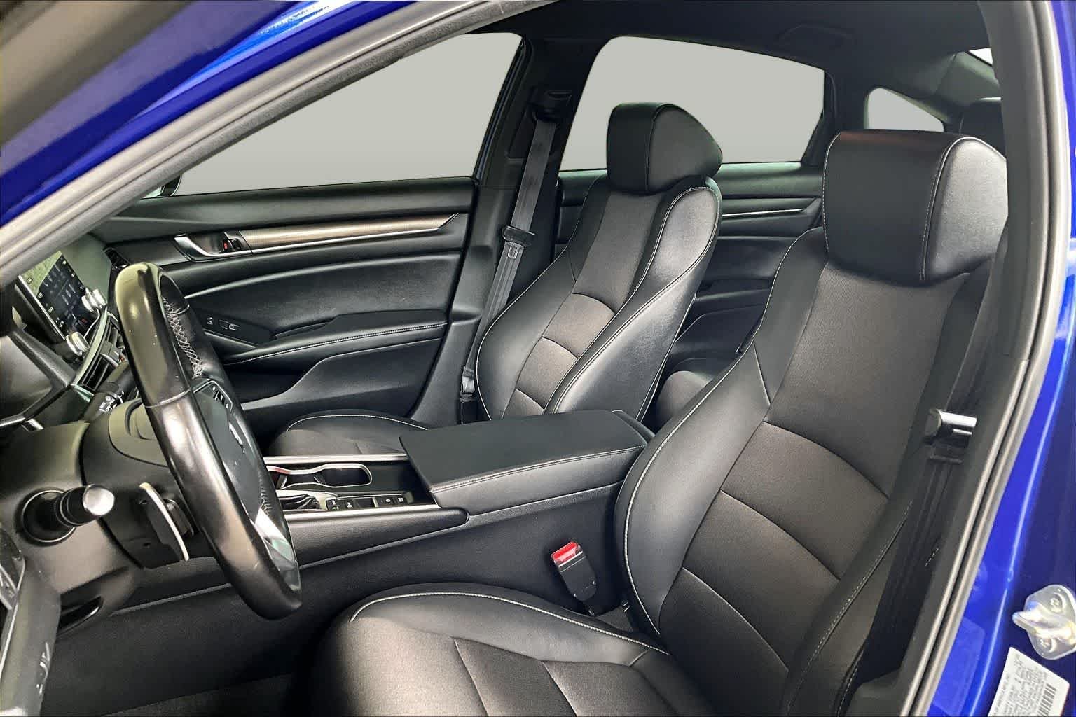 Certified Used 2021 Still Night Pearl Honda Sport image 8