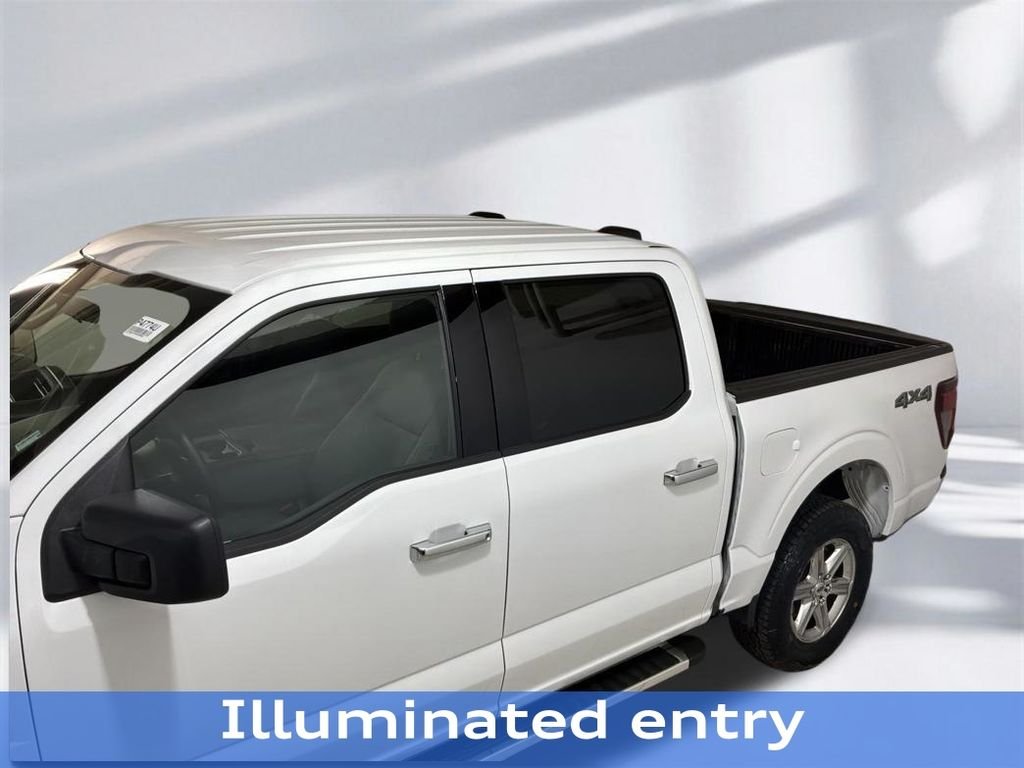 Certified Used 2025 Oxford White Ford XLT image 23