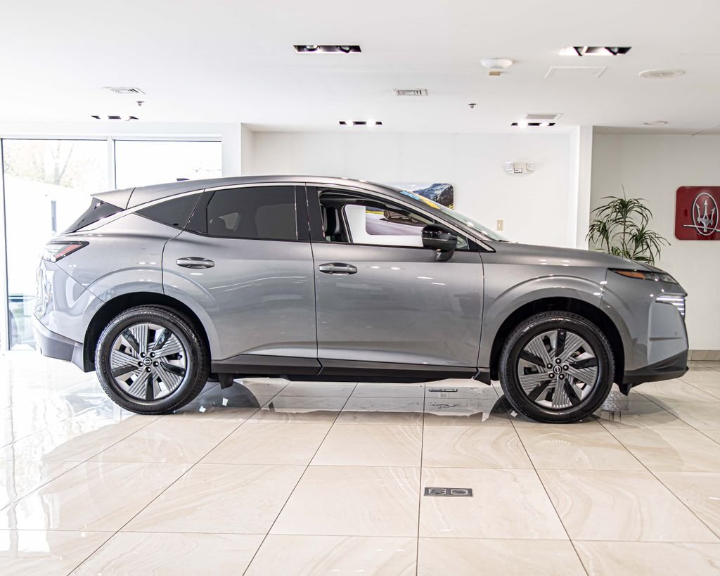 Used 2026 Gray Nissan SL image 9