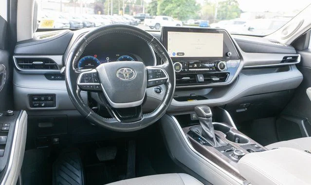 Used 2023 Beige Toyota Limited image 15