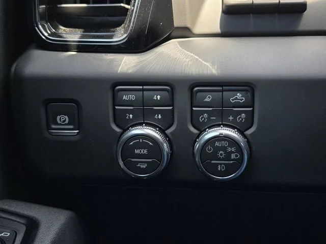 2026 GMC Sierra 2500HD AT4 - Photo 21