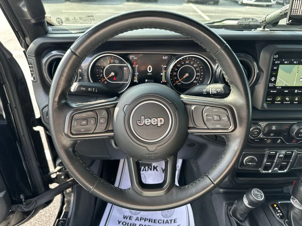 Used 2022 Black Jeep Altitude image 20