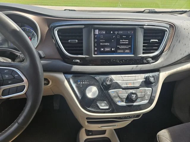Used 2023 Gray Chrysler LX image 17