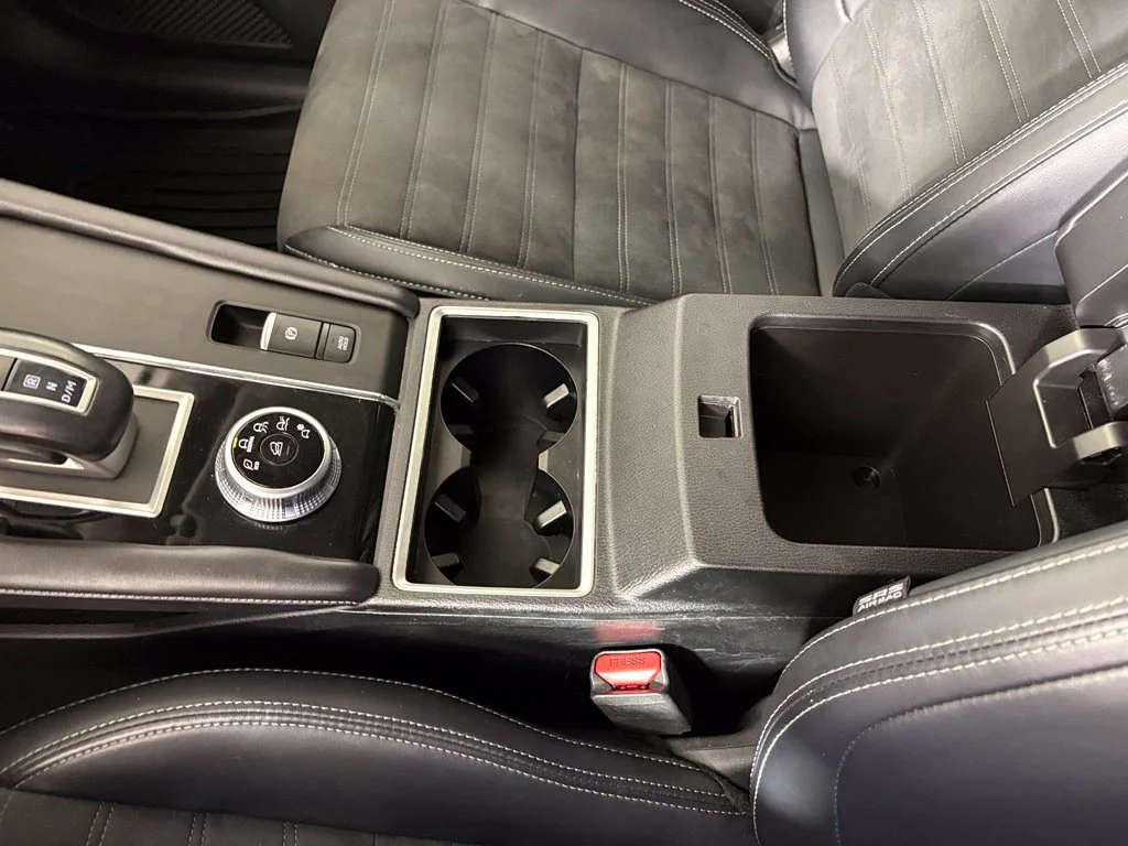 Used 2024 Gray Mitsubishi SE image 30
