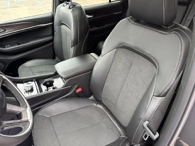 New 2026 Gray Jeep Altitude image 14