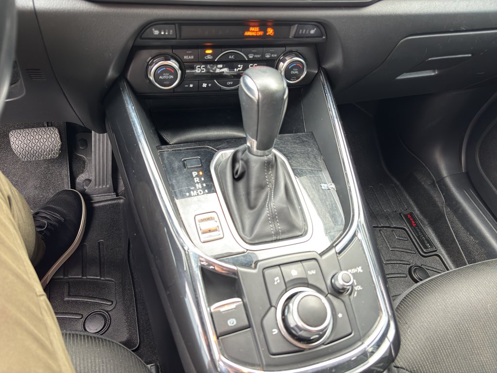 Used 2018 Machine Gray Metallic Mazda Sport image 5