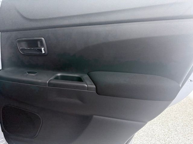 2025 Mitsubishi Outlander Sport ES - Photo 19
