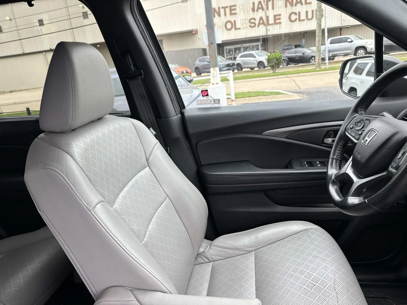 Used 2020 Blue Honda EX-L image 11