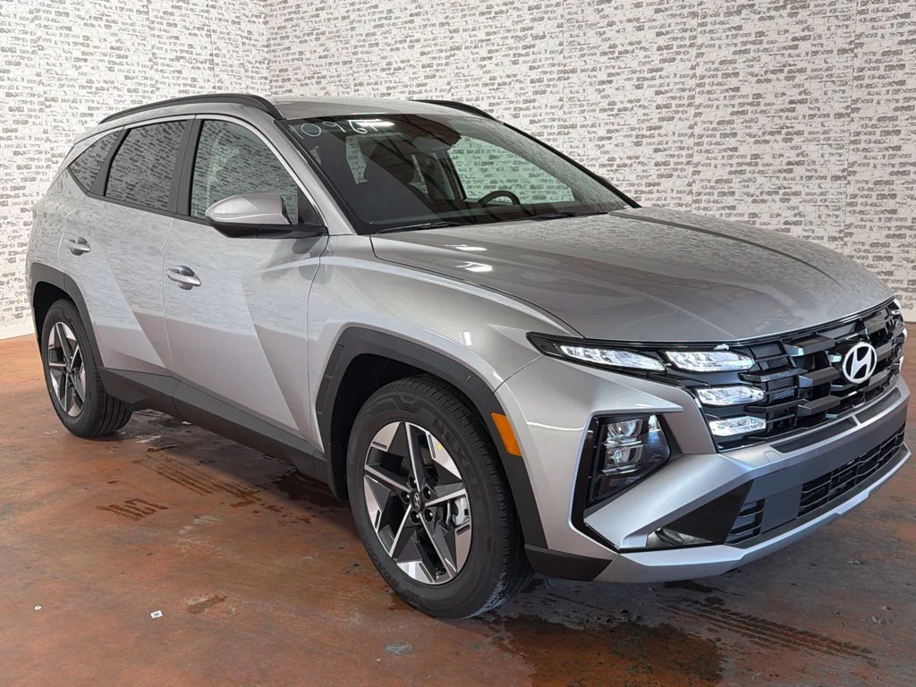 New 2026 Shimmering Silver Hyundai SEL image 1